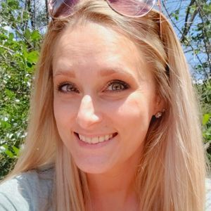 Meet your Posher, Lacey